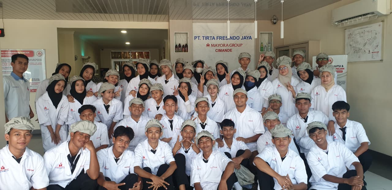 Kunjungan Industri SMK Remaja Pluit ke PT Tirta Fresindo Jaya (Mayora Group) dan PT Amerta Indah Otsuka (Pocari Sweat)