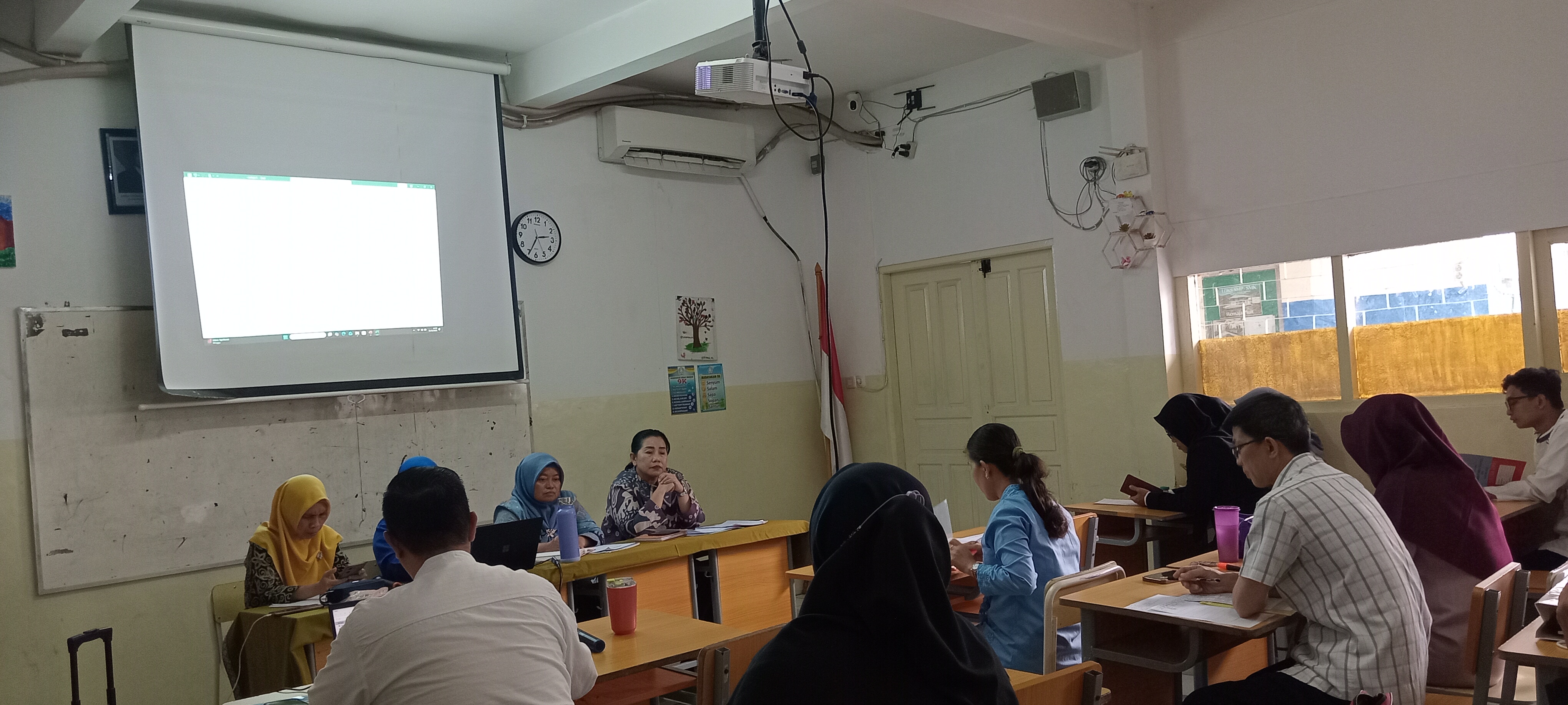 Rapat Evaluasi Hasil Belajar